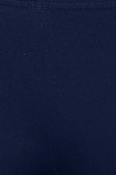 clovia-picture-mid-waist-cycling-shorts-in-navy-cotton-1-594262.webp