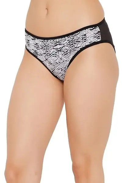 clovia-picture-low-waist-printed-bikini-panty-in-grey-195142.webp